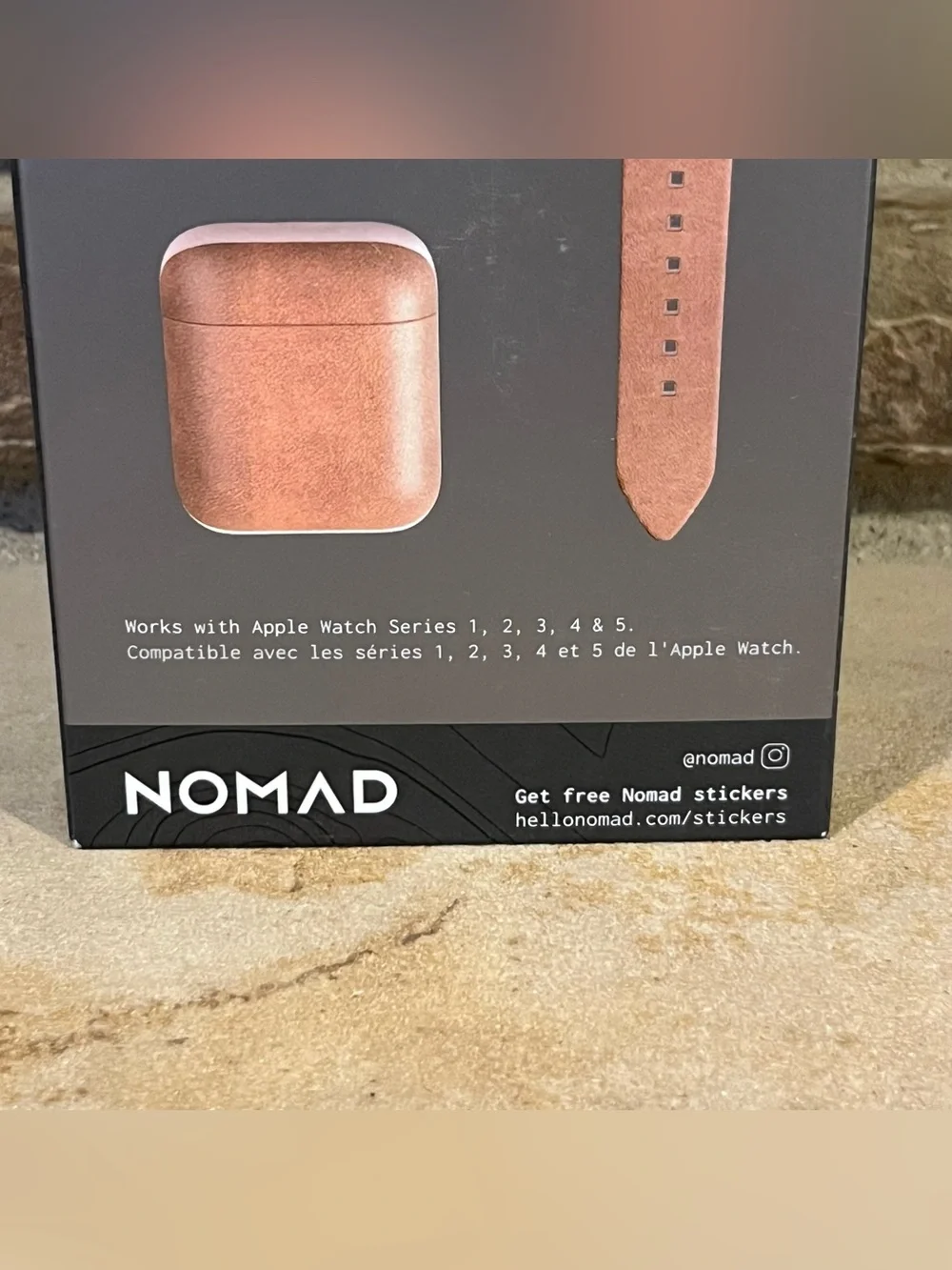 NOMAD Modern Bundle Horween Leather Apple Watch Strap & AirPods Case 40mm/38mm